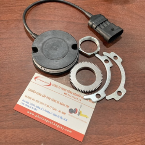 CẢM BIẾN TỐC ĐỘ ĐỘNG CƠ SME E68EC080A